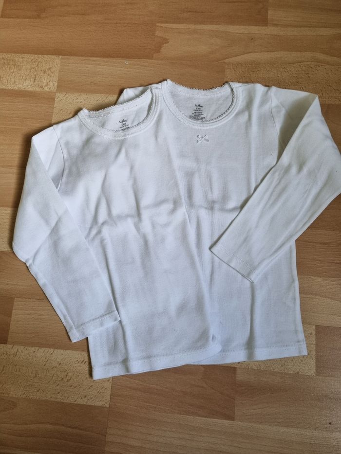 Lot de 2 chemises 5 ans