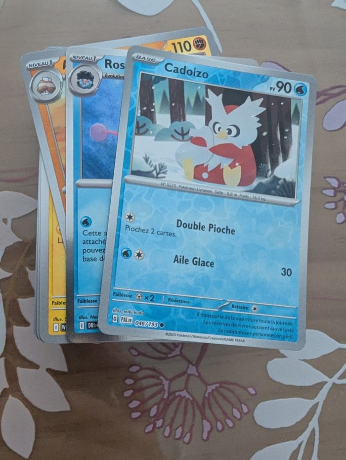 Lot de 100 cartes Pokémon " communes"