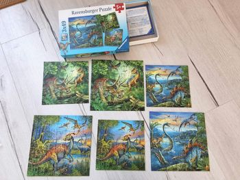 Puzzle Ravensburger 3 x 49 pièces dinosaures comme neuf