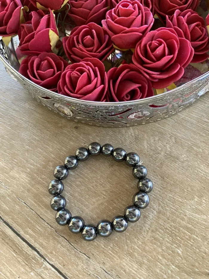 Bracelet perles grises élastique femme