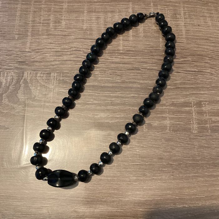 Collier en perles vintage | noir & argenté 🌸