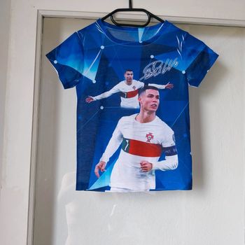 T-shirt 4 ans Ronaldo neuf