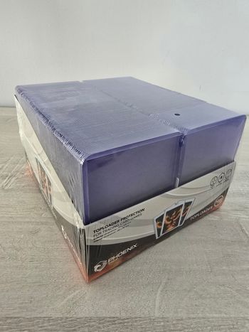 Pack de 200 Toploaders Phoenix Shield 