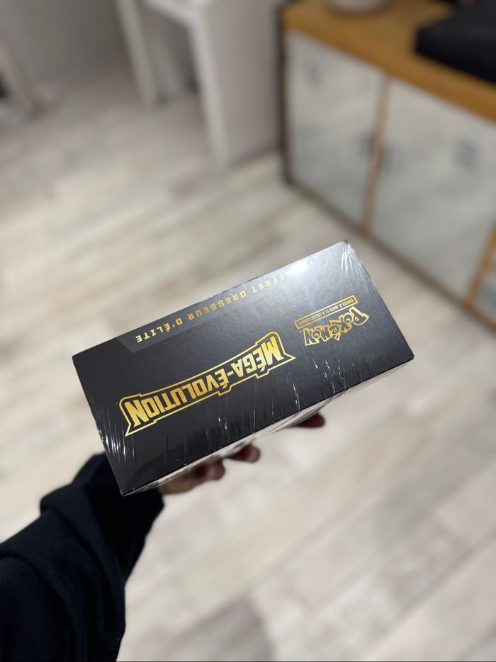 [NEUF] Coffret dresseur d’élite Pokémon ME1 Mega-evolutions - photo numéro 2