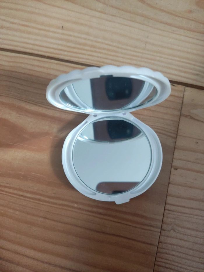 Miroir de poche - photo numéro 2