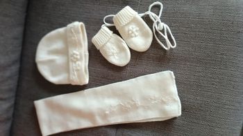 Ensemble bonnet, écharpe et moufle