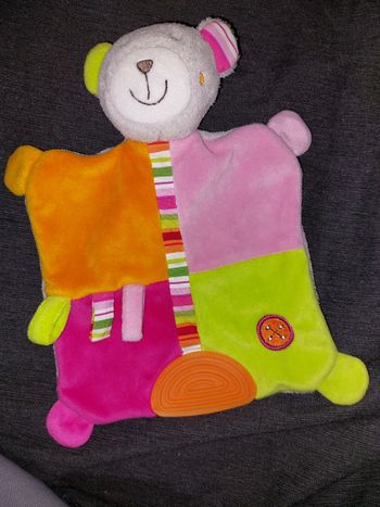Doudou neuf ourson hochet
