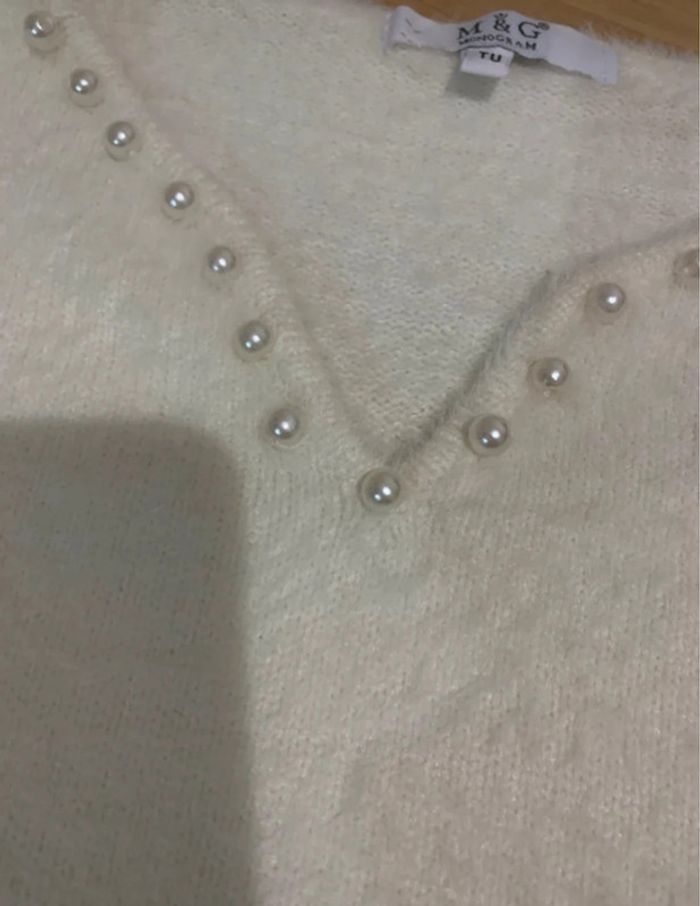 Pull écru a col V avec des perles 🍭🍭 - photo numéro 8