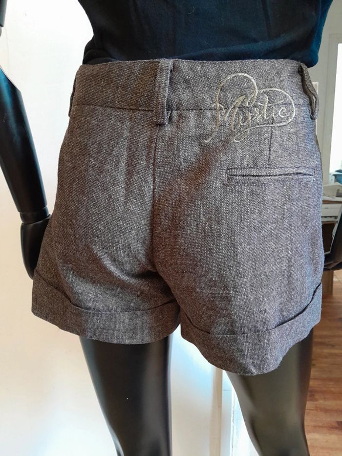 Short hiver taille haute T40 gris et dorée MYSTIC