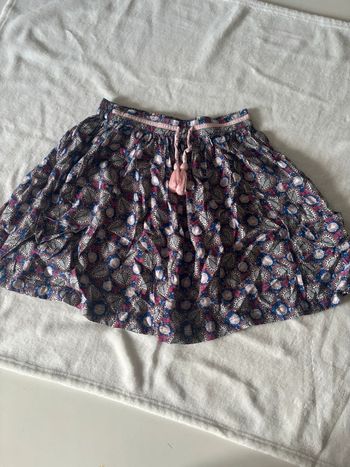 Jupe fille 10 ans état neuf