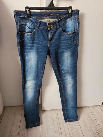 Jean slim femme 40 fpc très bon état