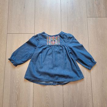 Robe/tunique  en jean fin. Fille 18 mois. Marque Kiabi