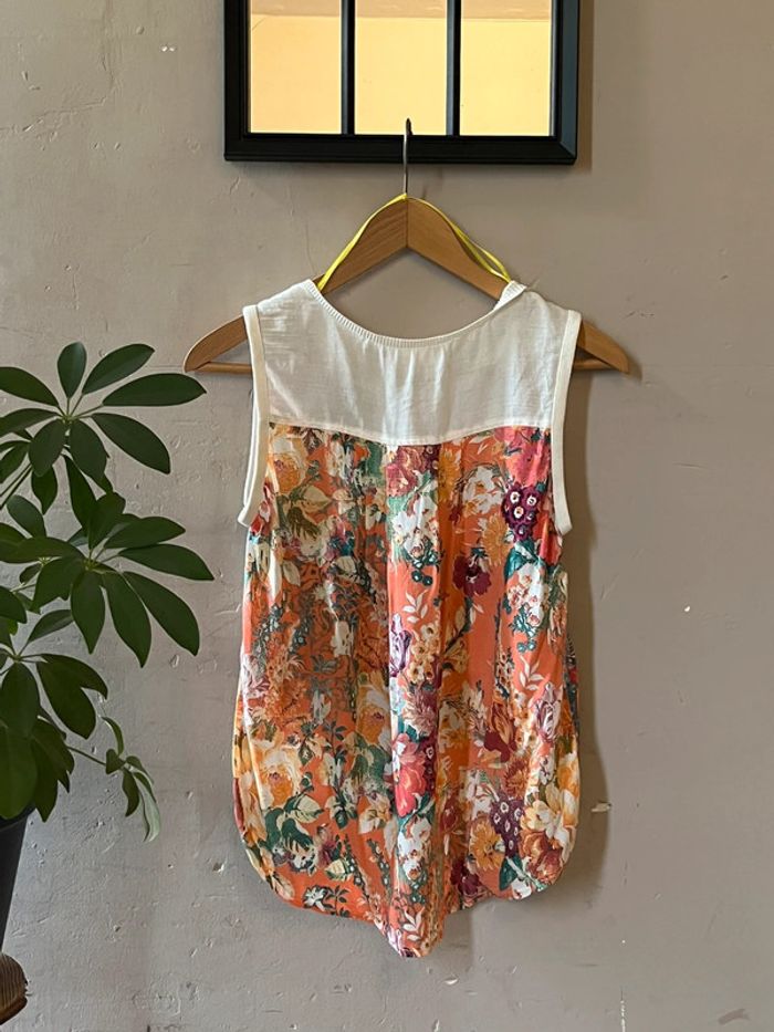 Blouse / tunique sans manches asymétrique et fleuris - photo numéro 8
