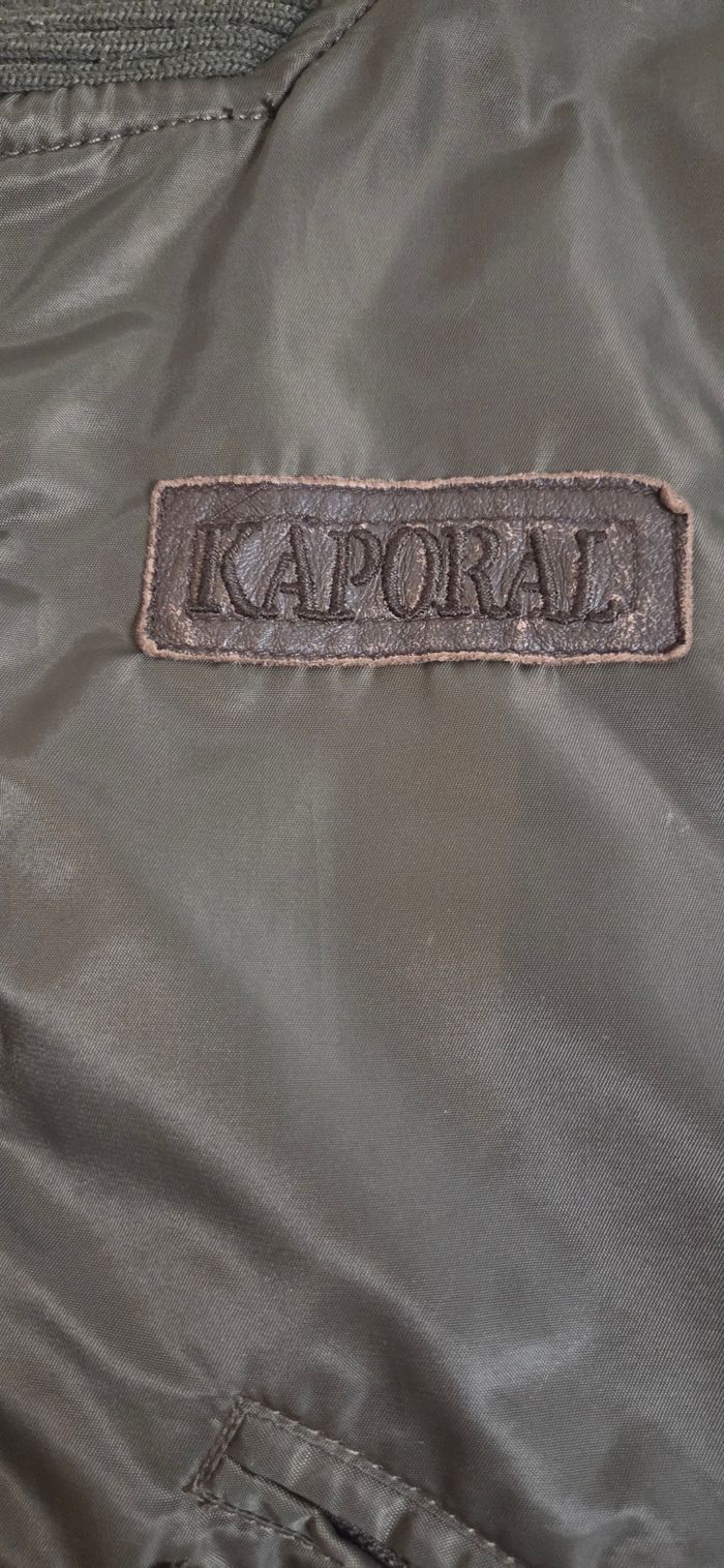 Blouson bomber KAPORAL femme T.M (38/40) – Kaki Rock & Roll – Broderies dos – Très bon état ! - photo numéro 7