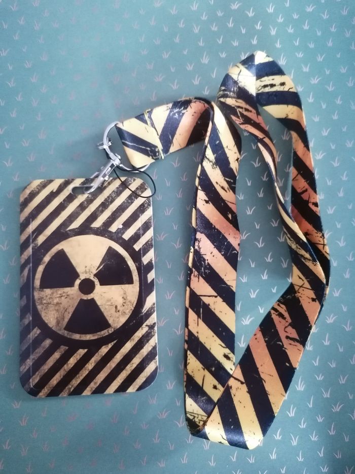 porte carte Radioactif