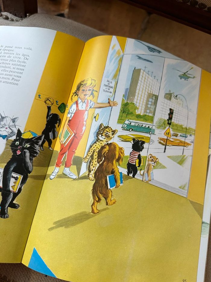 Recueil ancien vintage Les Aventures de Caroline livre bd album Pierre Probst blanc - photo numéro 8