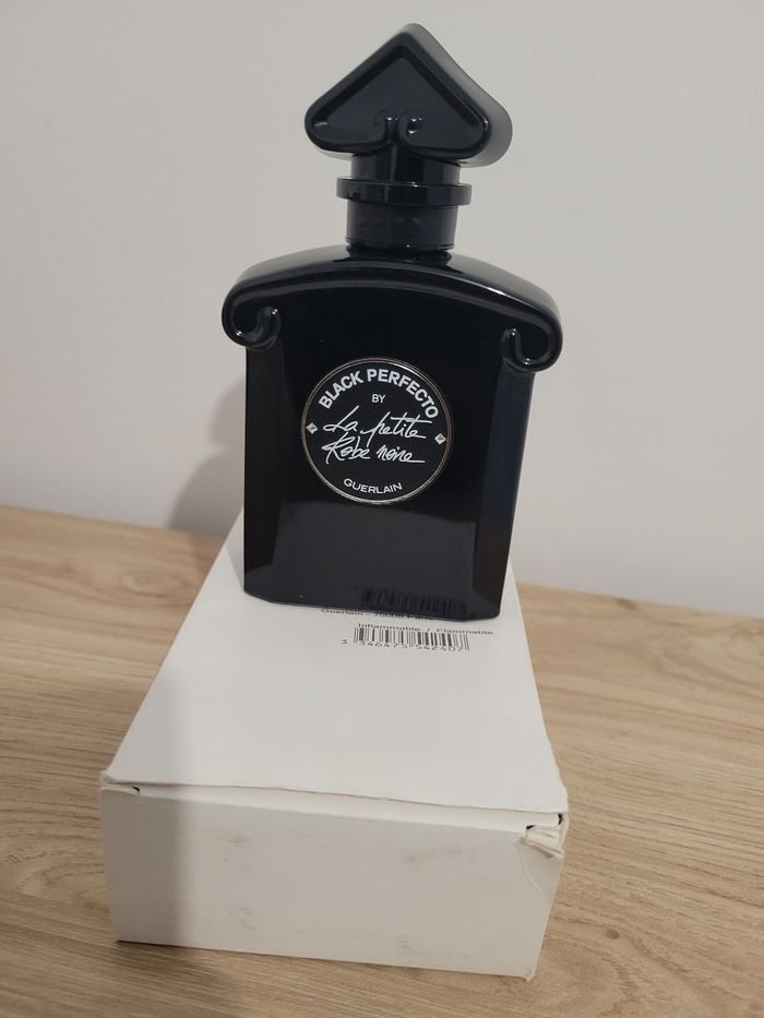 La petite robe noire "Black Perfecto" Guerlain 100ML - photo numéro 2