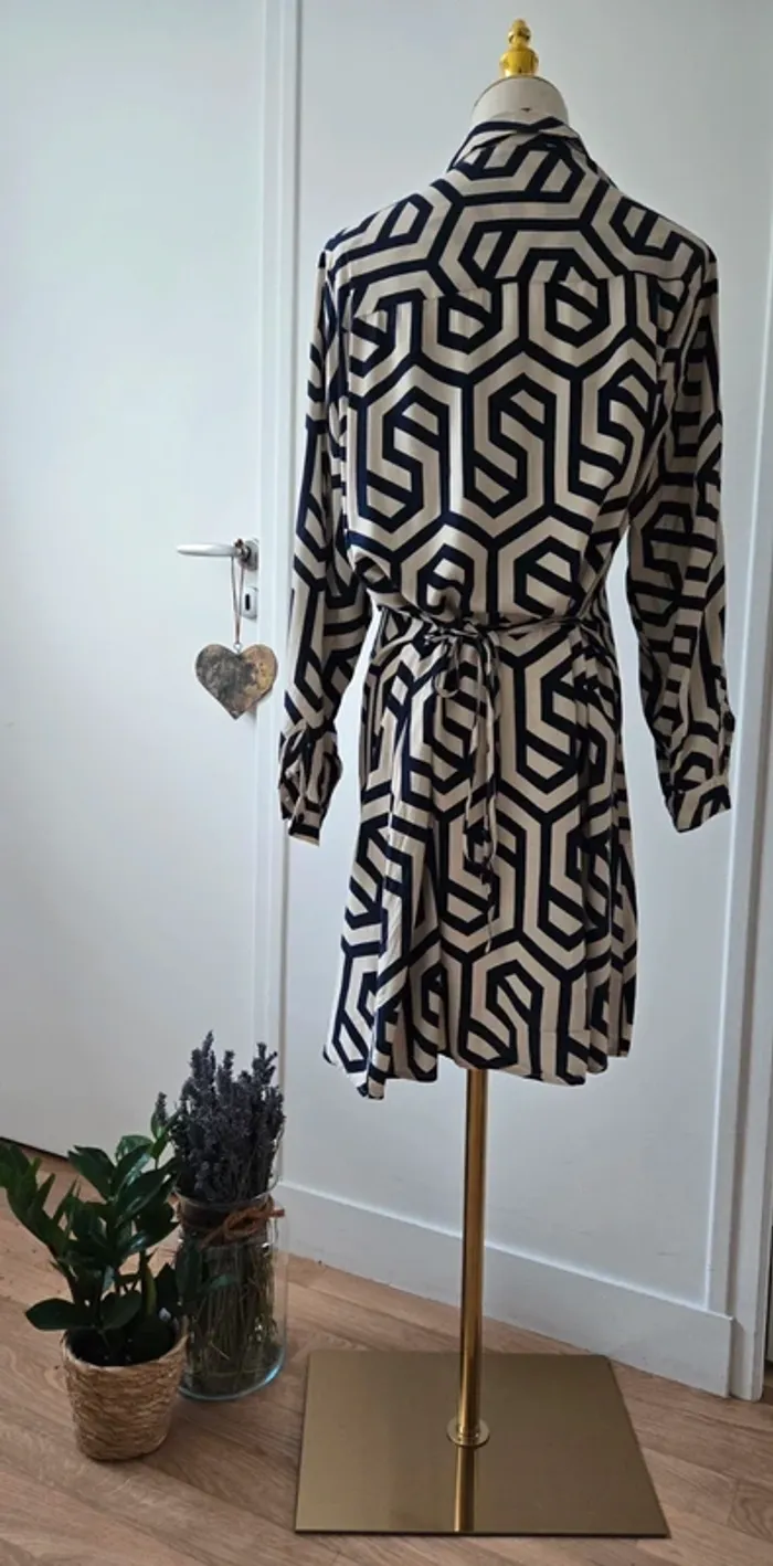 Robe/chemise Nougat boutique Parisienne - photo numéro 5