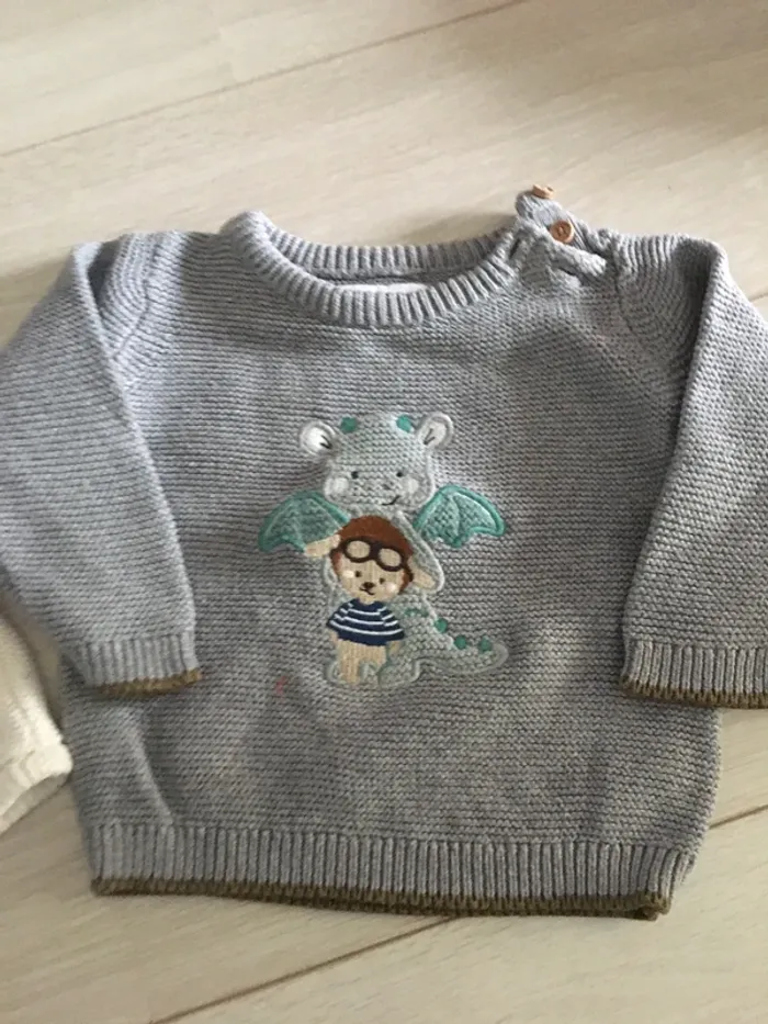 Pull sergent major 9 mois