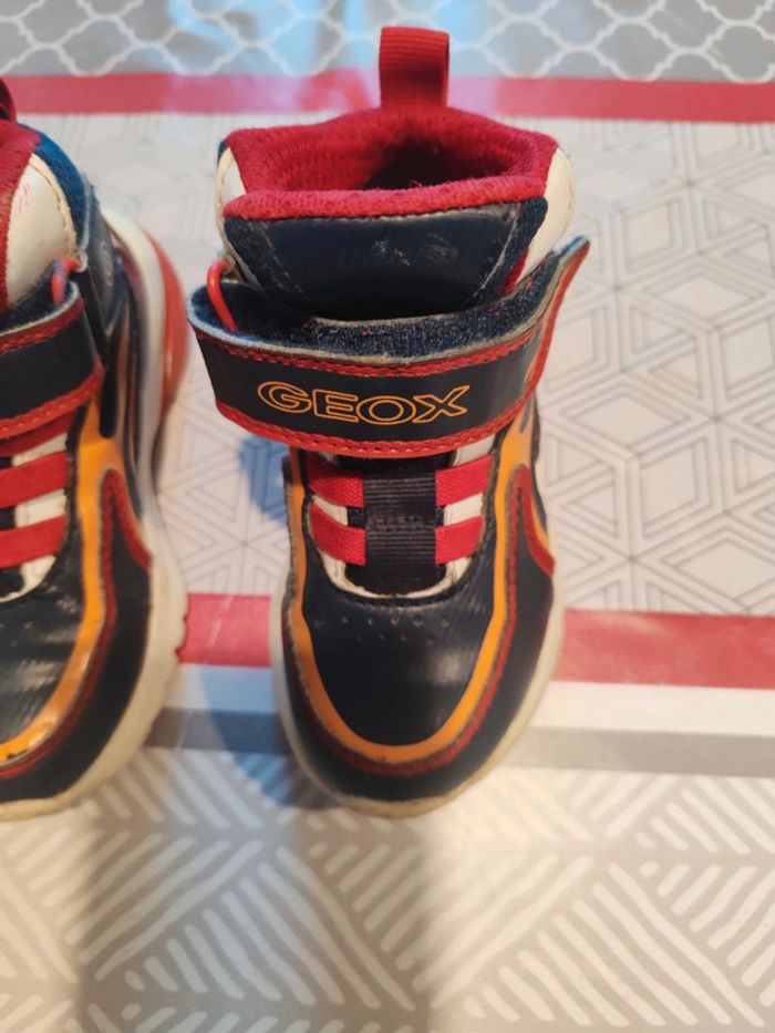 Chaussures T 24 - photo numéro 8