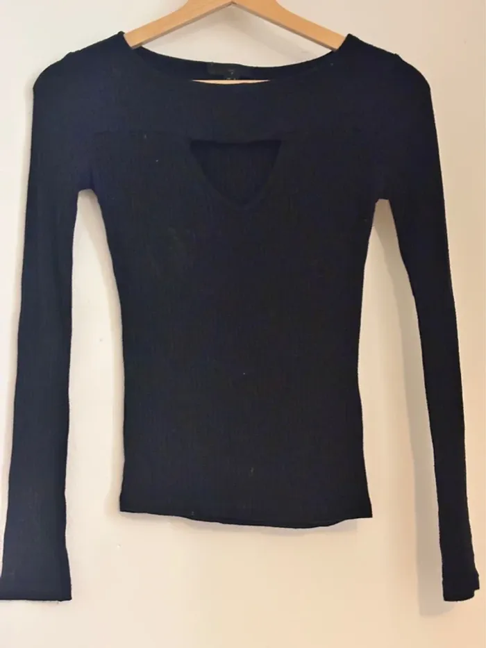 Haut à manches longues noir taille S