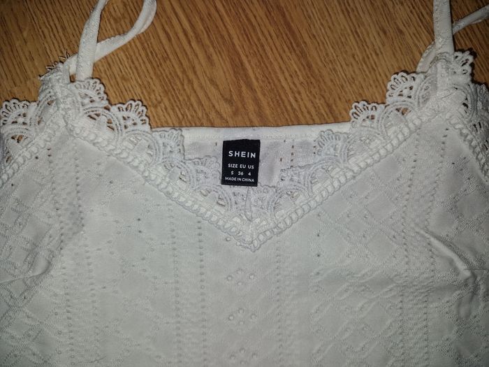 Debardeur Shein taille S NEUF - photo numéro 2
