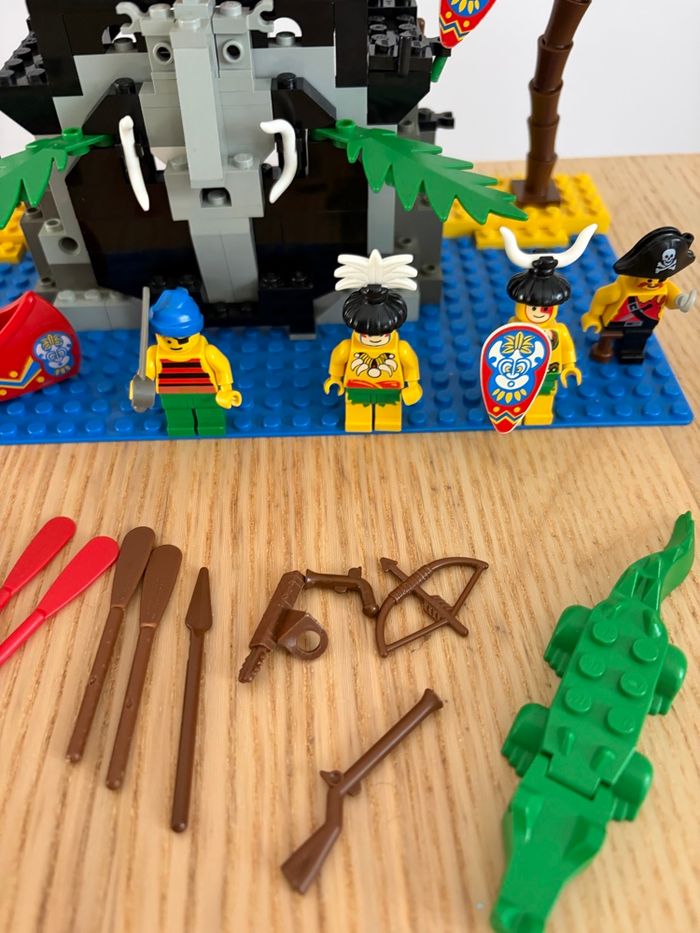 Lego 6264 la crique interdite. - photo numéro 3