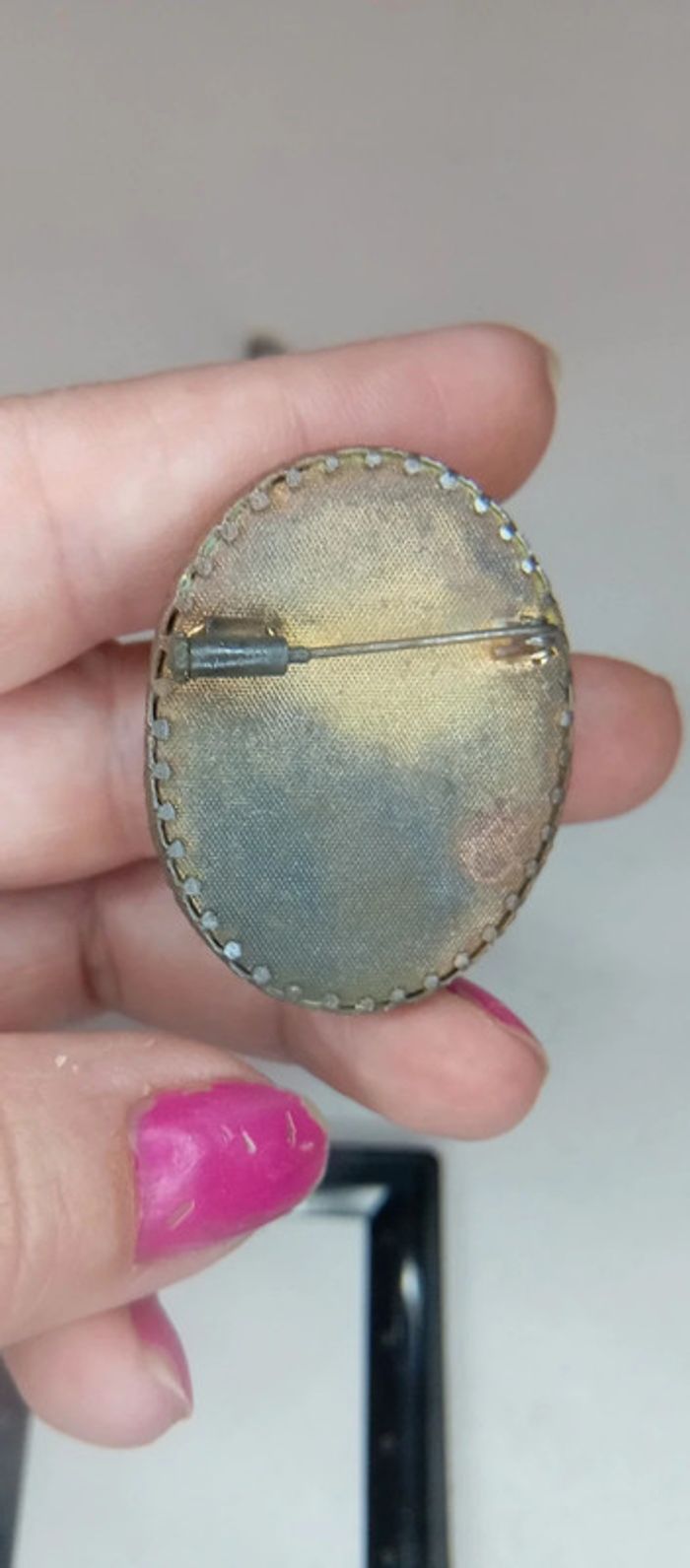 Broche Francaise ancienne celluloïd - photo numéro 8