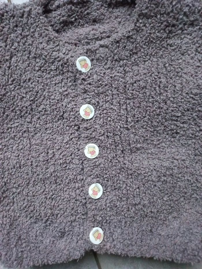 Gilet boutonné tricoté neuf 9/12 mois - photo numéro 2