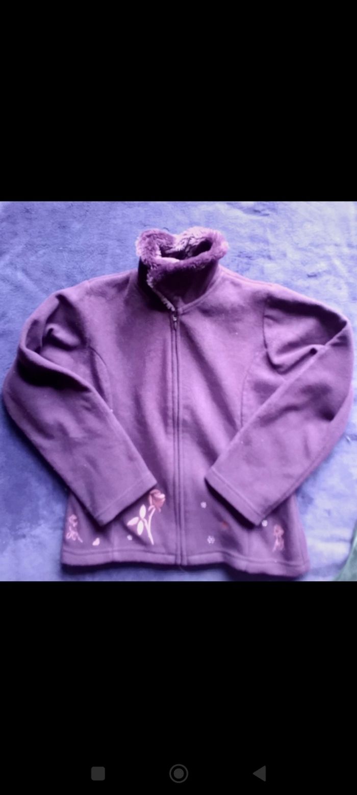 Veste Polaire Grise Mi-longue Avec Capuche - Taille 42, Fourrée, Occasion Très Bon état, Idéale Pour L'hiver