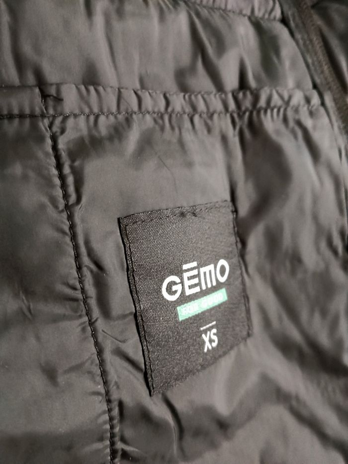 Doudoune avec capuche taille 14ans - photo numéro 3