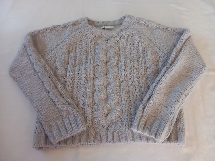 Pull hiver fille Primark 10-11 ans.