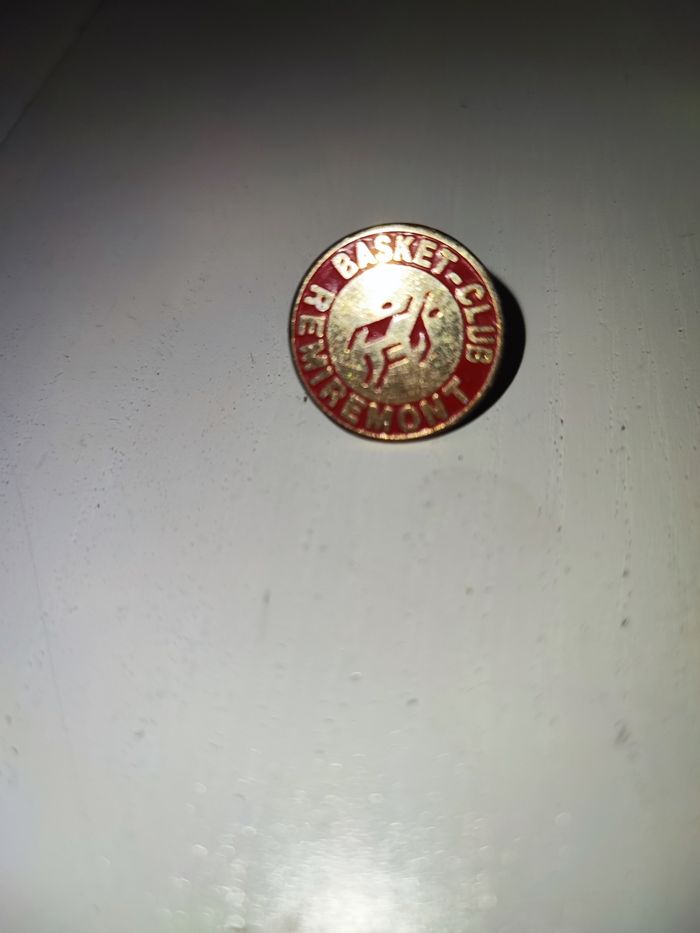 Pin's basket club Remiremont