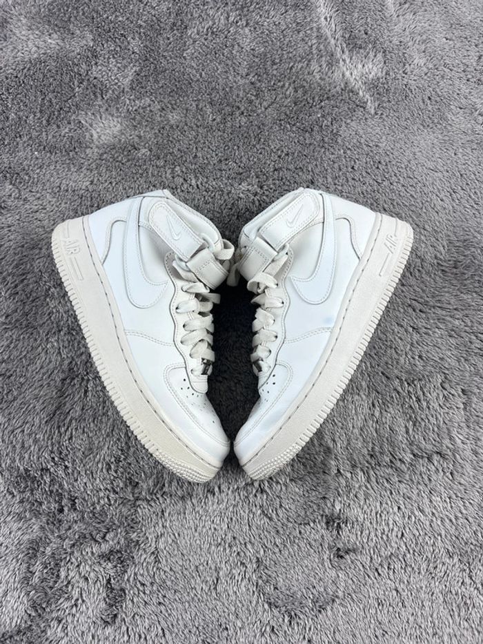 Nike Air Force 1 Mid ’82 Blanche – Pointure 36.5