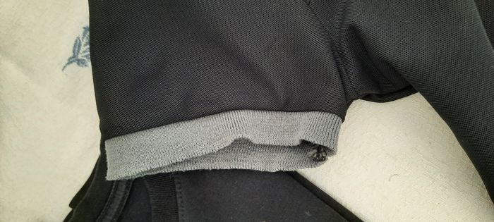 Polo de tennis noir - photo numéro 5