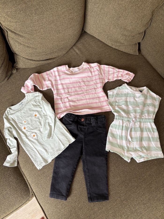 Lot vêtements bébé fille 18mois