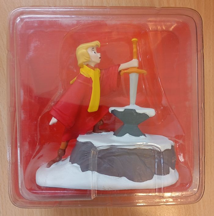 Figurine Arthur et Excalibur Hachette NEUVE - photo numéro 3
