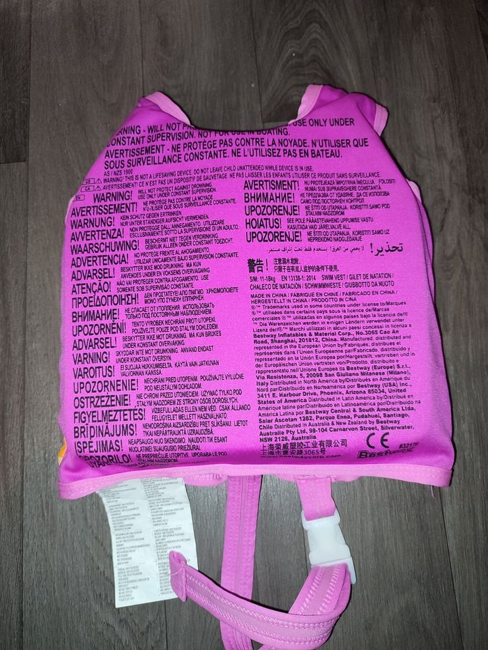Gilet bouée - photo numéro 2