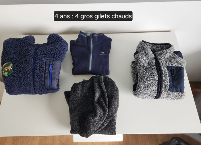 Lot garcon 4 ans TBE 96 pièces - photo numéro 2