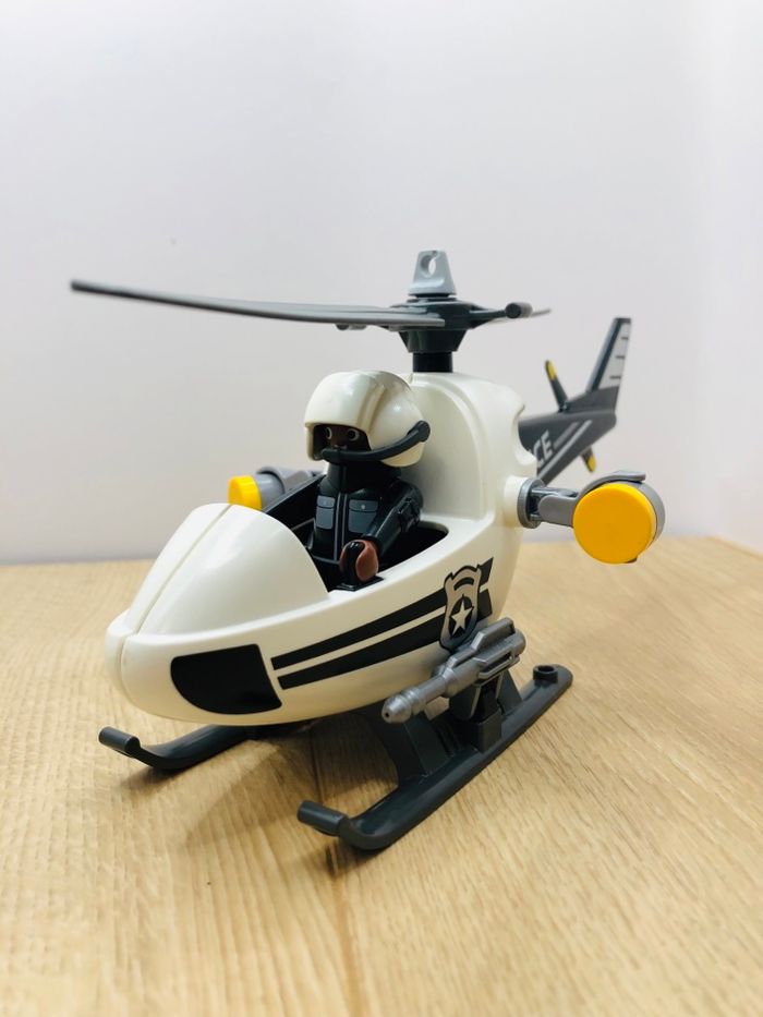Hélicoptère playmobil