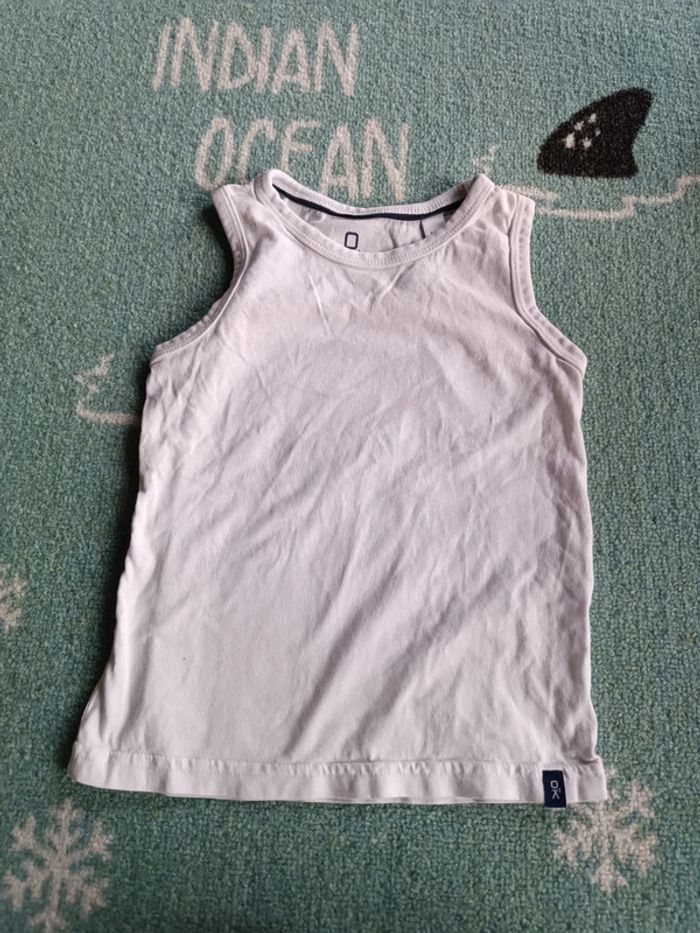 Chemisette t-shirt sans manches 5ans 110