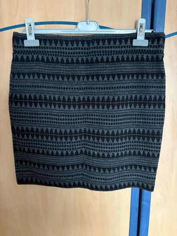 Jupe camaïeu elasthan noire et grise taille 42