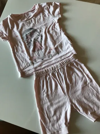 Ensemble short et t-shirt
