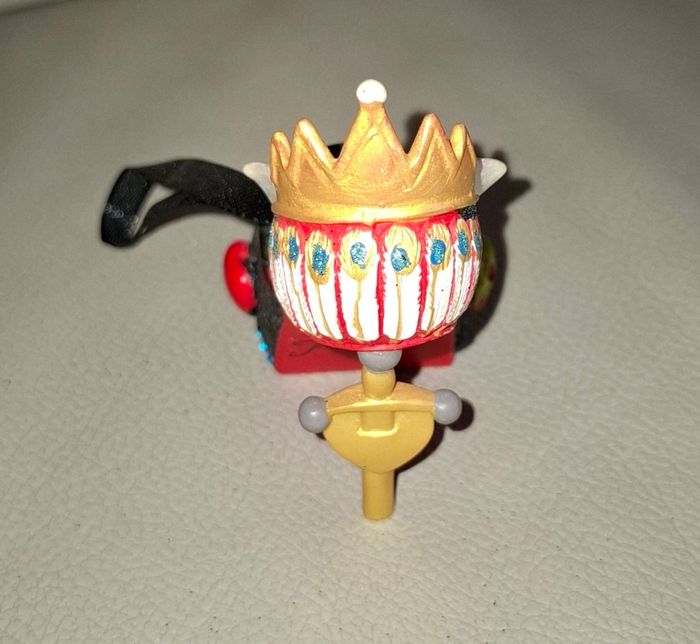 Mini chaussure mini shoes
ornement la mechante reine
disney - photo numéro 4