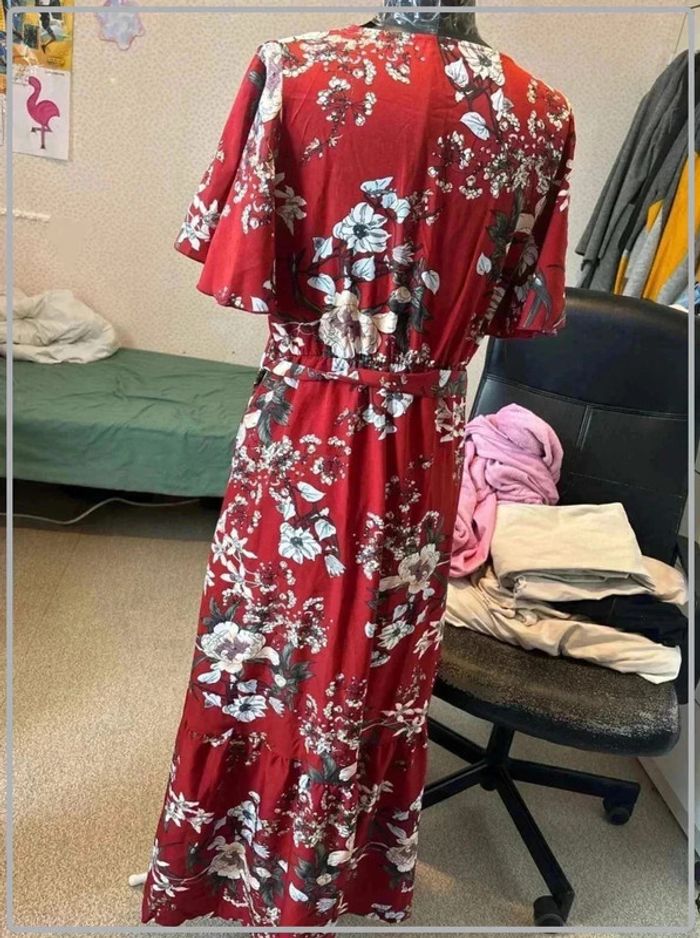 Magnifique robe fleurie taille 38 marque ranlege - photo numéro 4