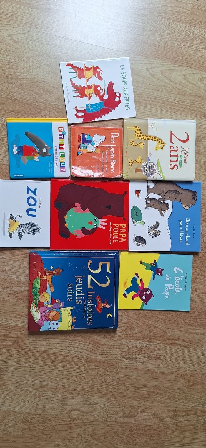 Lot de 9 livres