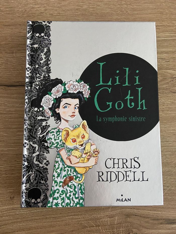 Livre lili Gothique la symphonie sinistre tome 4