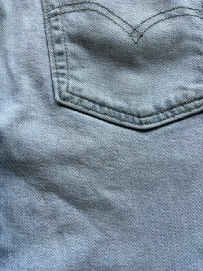 Jean Levi’s lot 510 homme bleu clair effet destroy léger skinny taille W31 40/42 M/L L32 big E - photo numéro 2