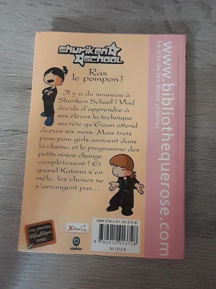 Livre - Shuriken School - Ras le pompon - photo numéro 2