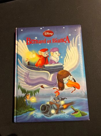Livre pour enfants Disney couverture matelassé Bernard et Bianca